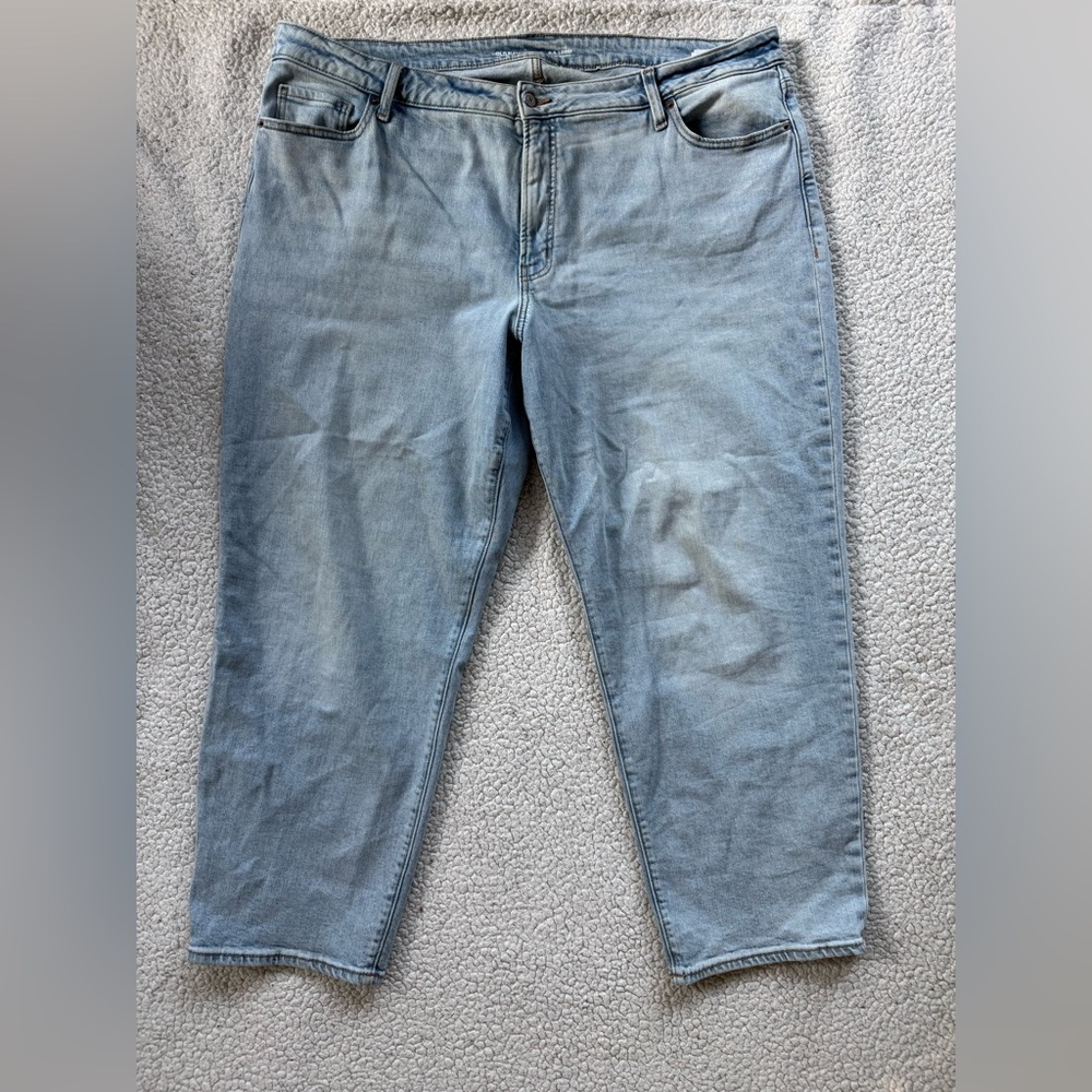 24W Old Navy Light Blue Straight Leg Jeans